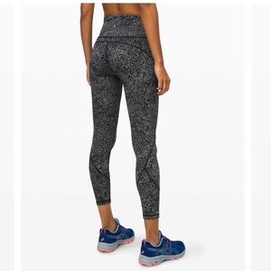 Lululemon In Movement 7/8 Tight 25” *Everlux, Size 4, Polar Shift Ice Grey Black